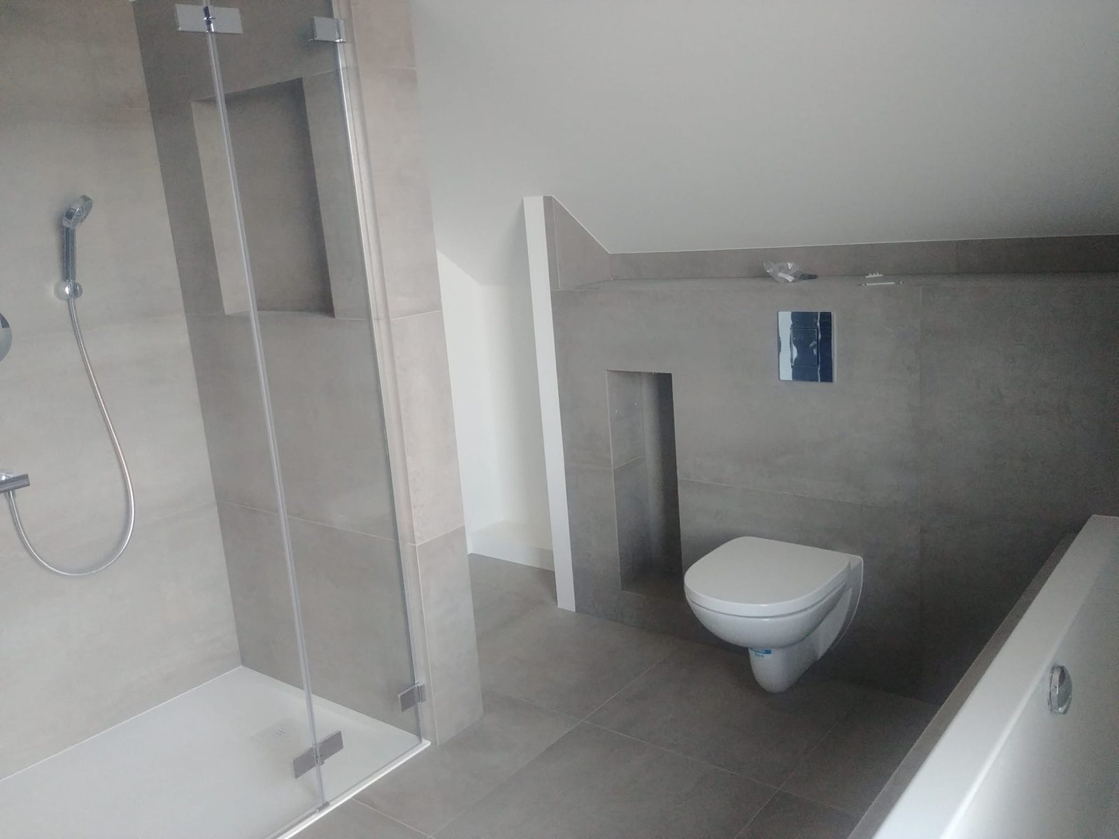 Układanie płytek wielkoformatowych Katowice